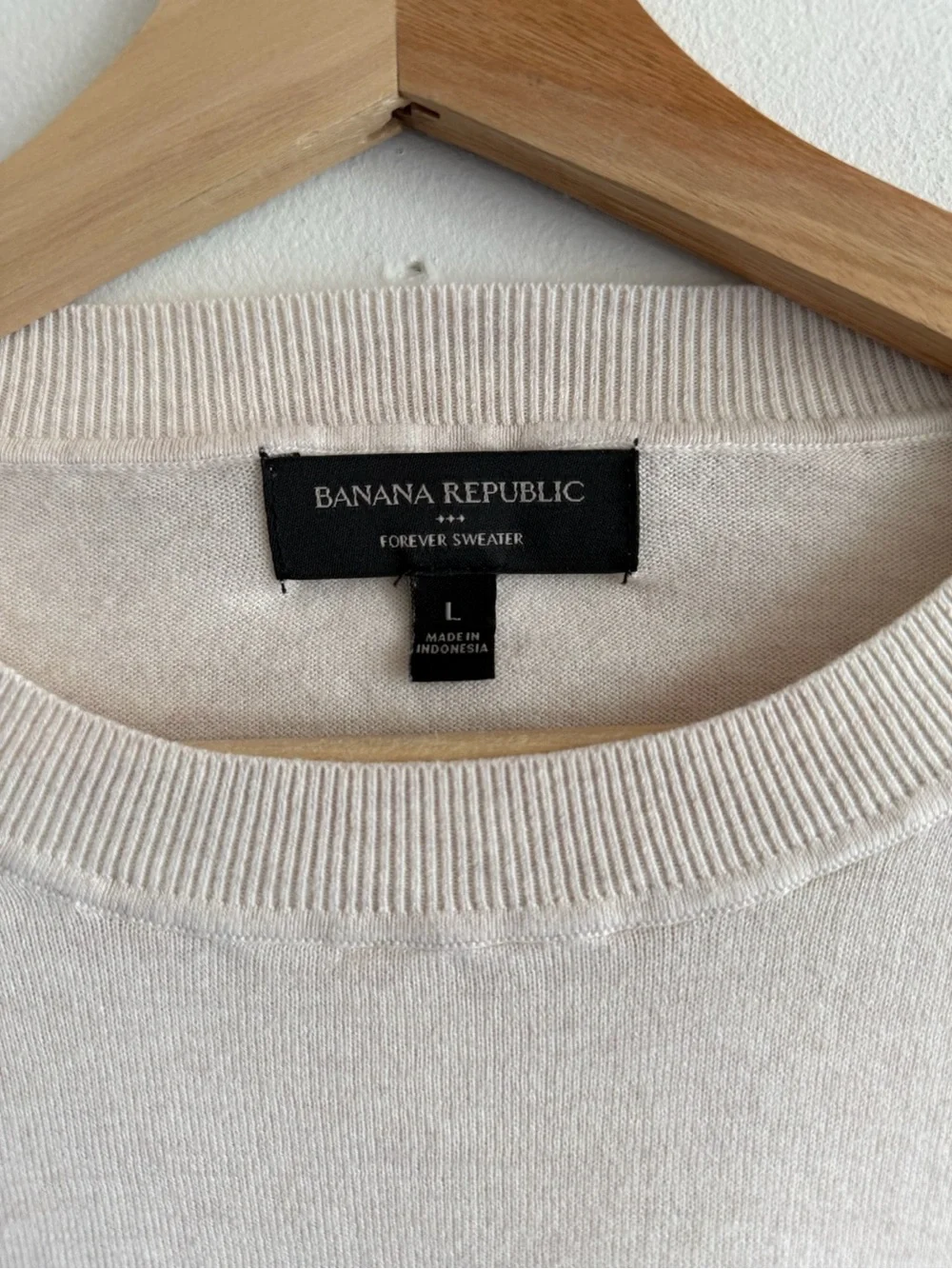 Banana Republic Light Beige Crewneck Sweater